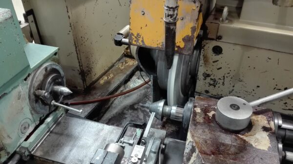 ak machines wmw sa 5x630 cylindrical grinding machine