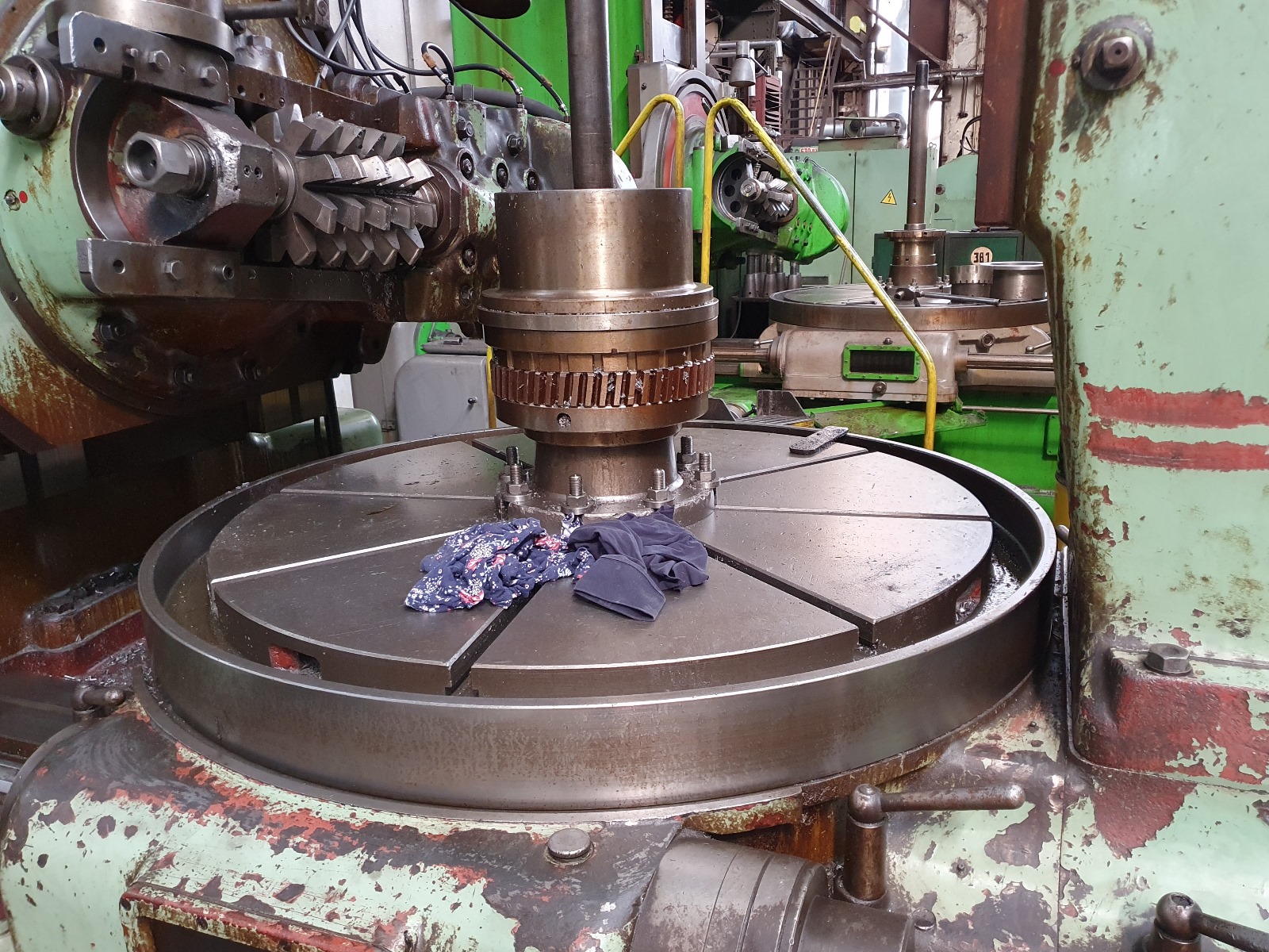 AK_Machines_TOS_FO_6_Gear_Hobbing_Machine (4) ak machines tos fo 6 gear hobbing machine