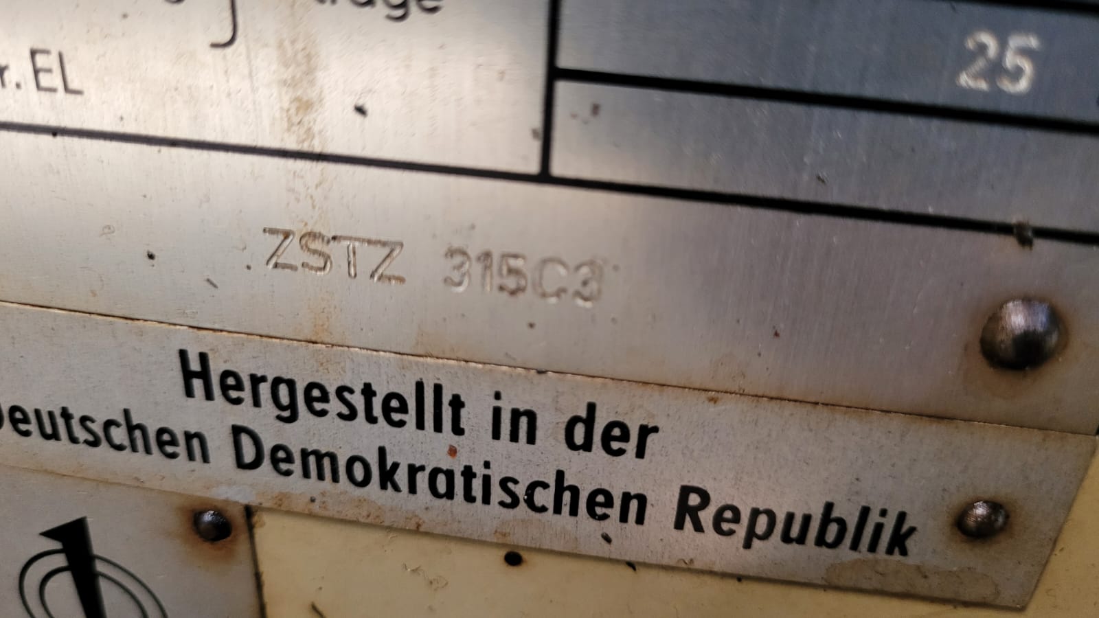 AK_Machines_ZSTZ_315_C3_Gear_Grinder (2) ak machines zstz 315 c3 gear grinder