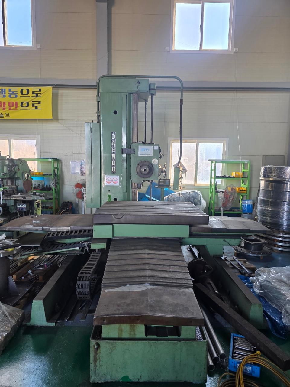 AK_Machines_Daewoo_D130S_Horizontal_Boring_Machine (10) ak machines daewoo d130s horizontal boring machine