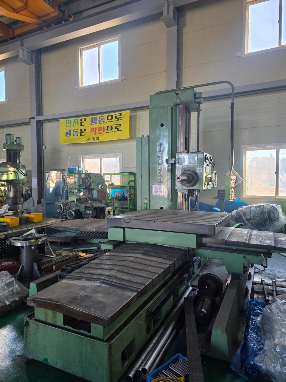 AK_Machines_Daewoo_D130S_Horizontal_Boring_Machine (2) ak machines daewoo d130s horizontal boring machine