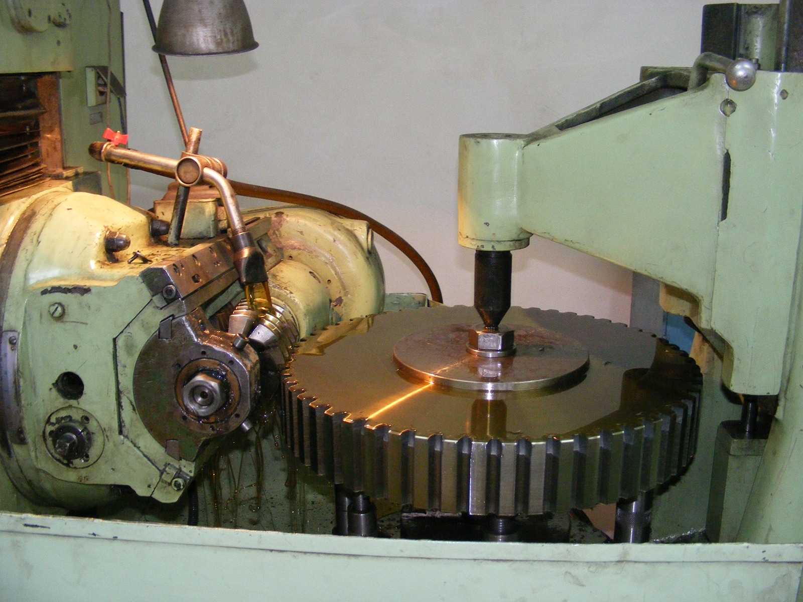 AK_Machines_Cugir_FD500_Gear_Milling (7) ak machines cugir fd500 gear hobbing machine