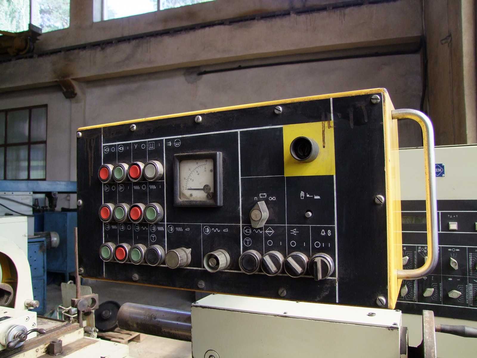 AK_Machines_Niles_DH_250_5_Heavy_Duty_Lathe (12) ak machines niles dh 250 5 heavy duty lathe