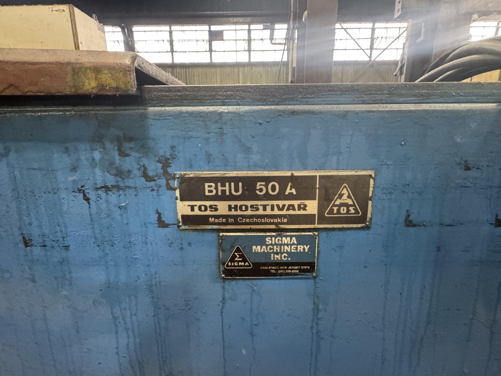 AK_Machines_TOS_BHU_50A_3000_Cylindrical_Grinder (6)