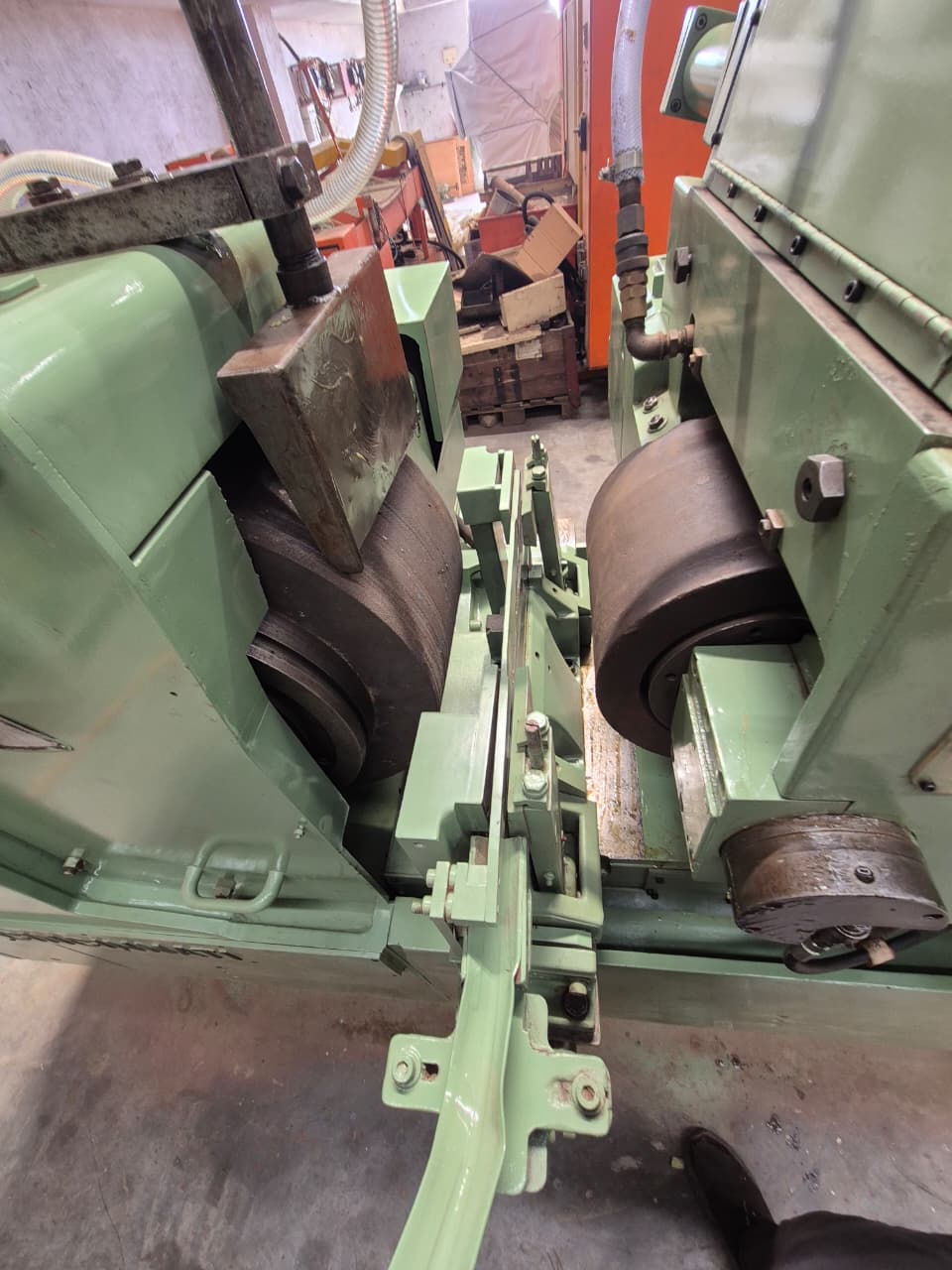 AK_Machines_Cincinnati_2_250_Centerless_Grinding (11) ak machines cincinnati 2 250 centerless grinding