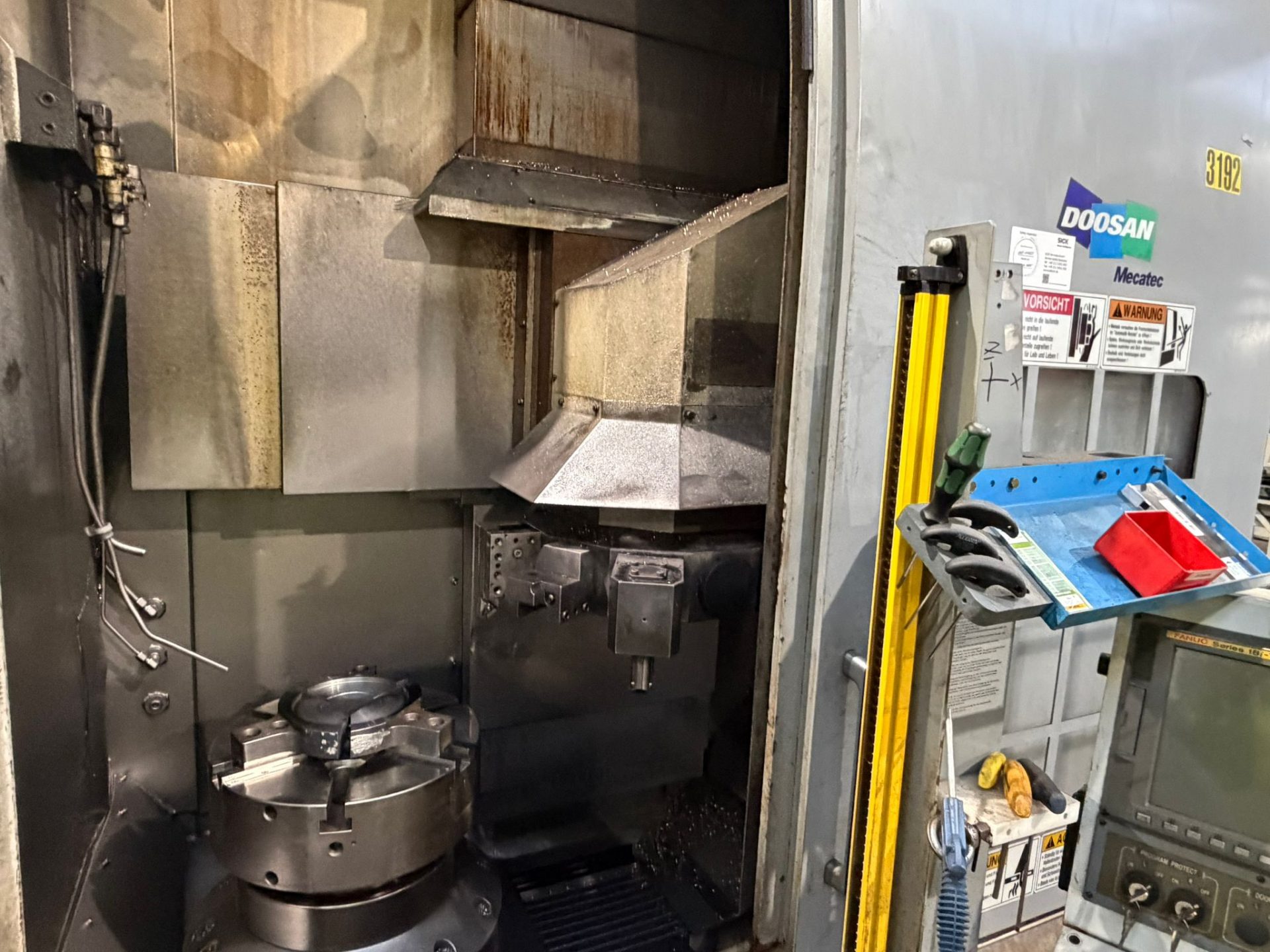 AK_Machines_Doosan_V740T_Double_CNC_VTL (9) ak machines doosan v740t double cnc vtl