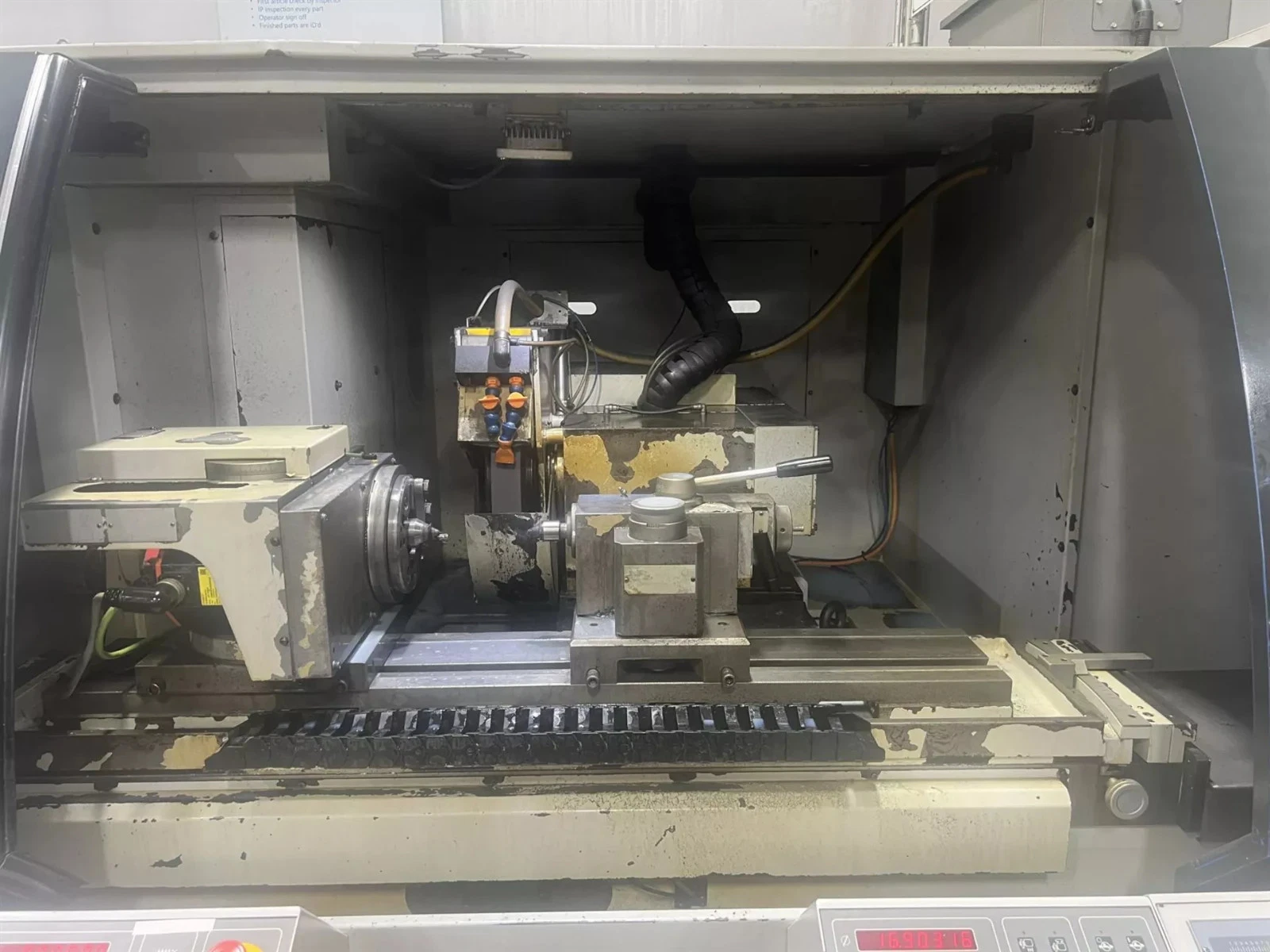 Jones_and_Shipman_Suprema_650_M_Easy_Universal_OD_ID_Cylindrical_Grinder (5) ak machines jones and shipman 650 m universal od id cylindrical grinder