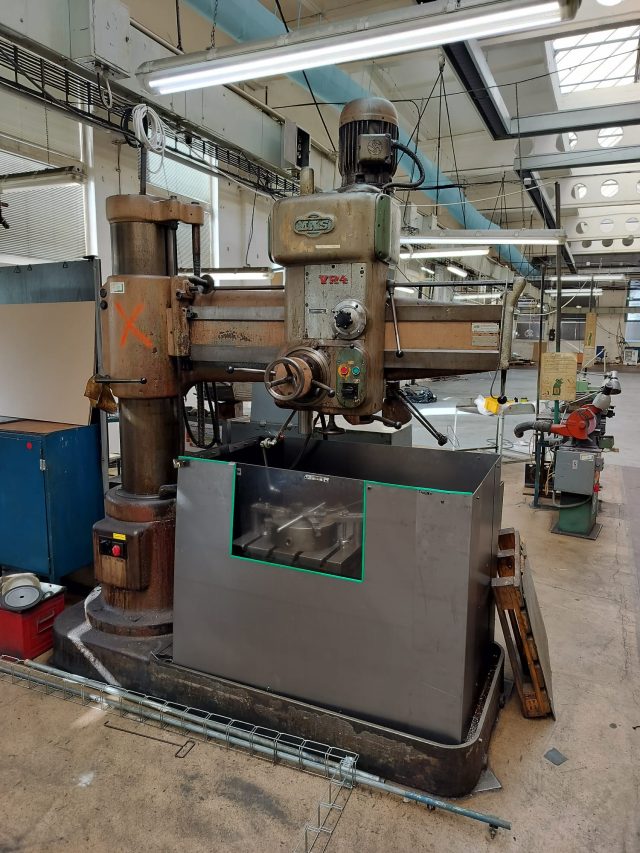 ak machines mas vr4 radial drilling machine